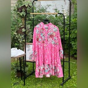 Beautiful boho dress!